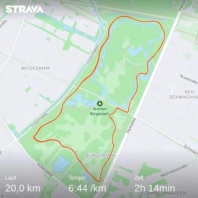 Eine Strava Route durch den Bürgerpark. Der Lauf ist 20km lang bei einem Tempo von 6:44 in 2 Stunden und 14 Minuten